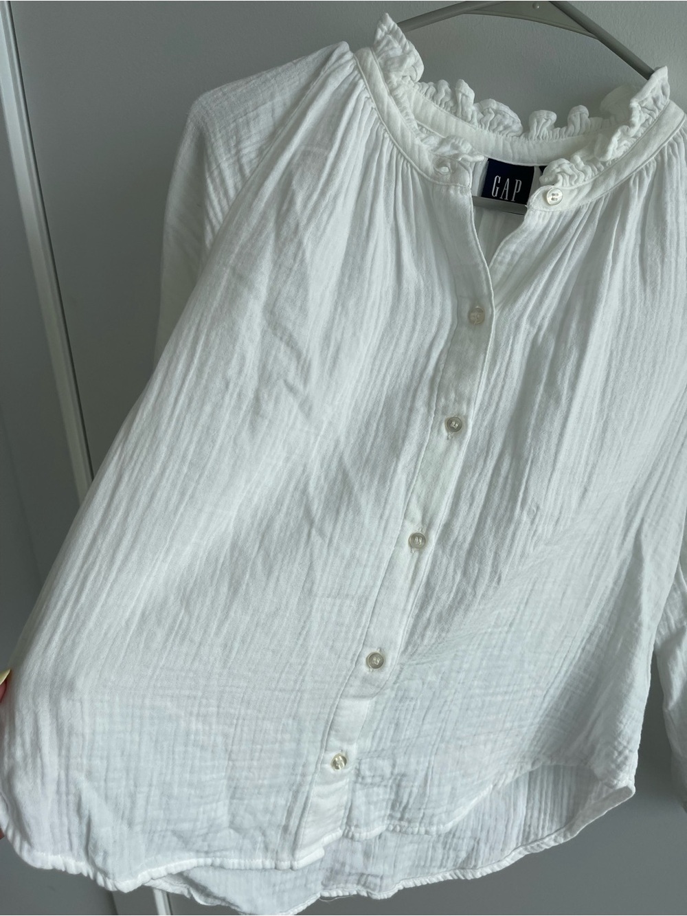 GAP White Ruffle-Neck Button Front Blouse - Picture 4 of 4